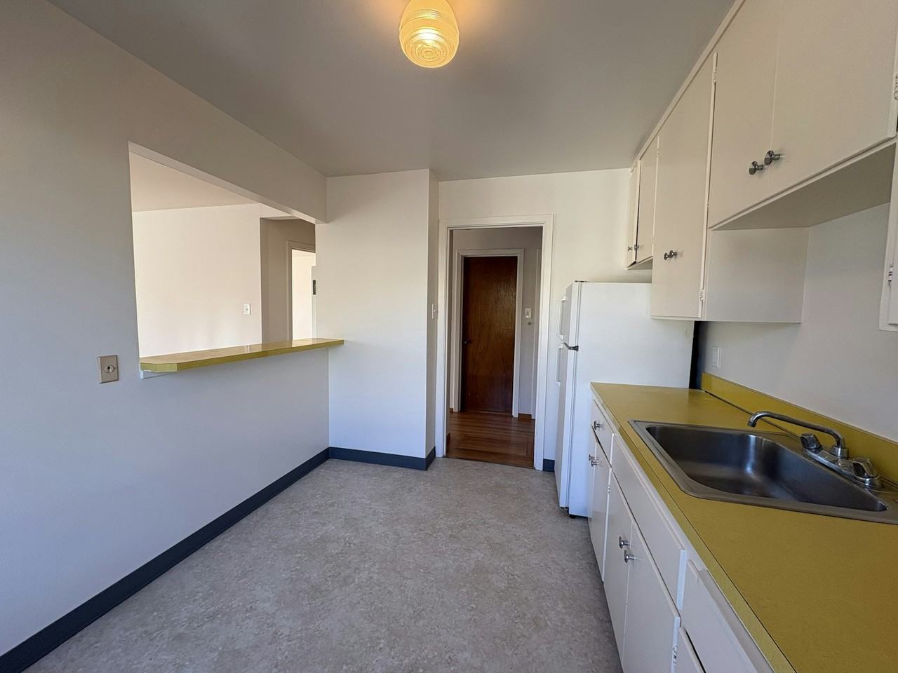 2901 Cabrillo Street, Unit 3 - Photo 3 of 21