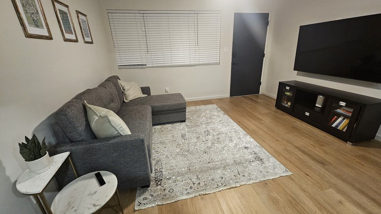 6025 Dipper Street - Photo 3 of 19