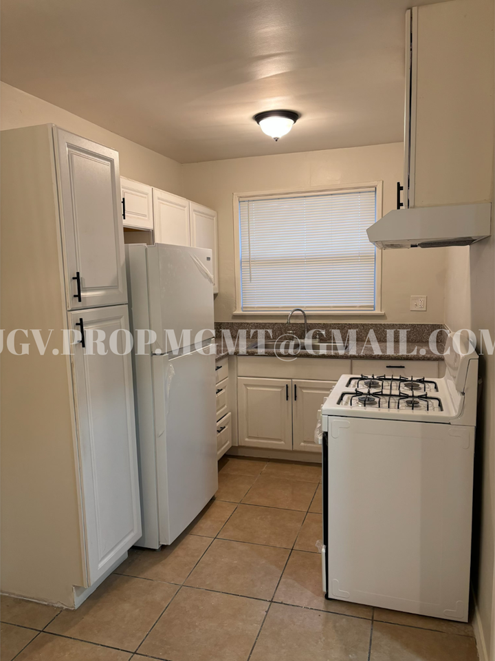 439 South Montebello Boulevard, Unit A - Photo 6 of 10