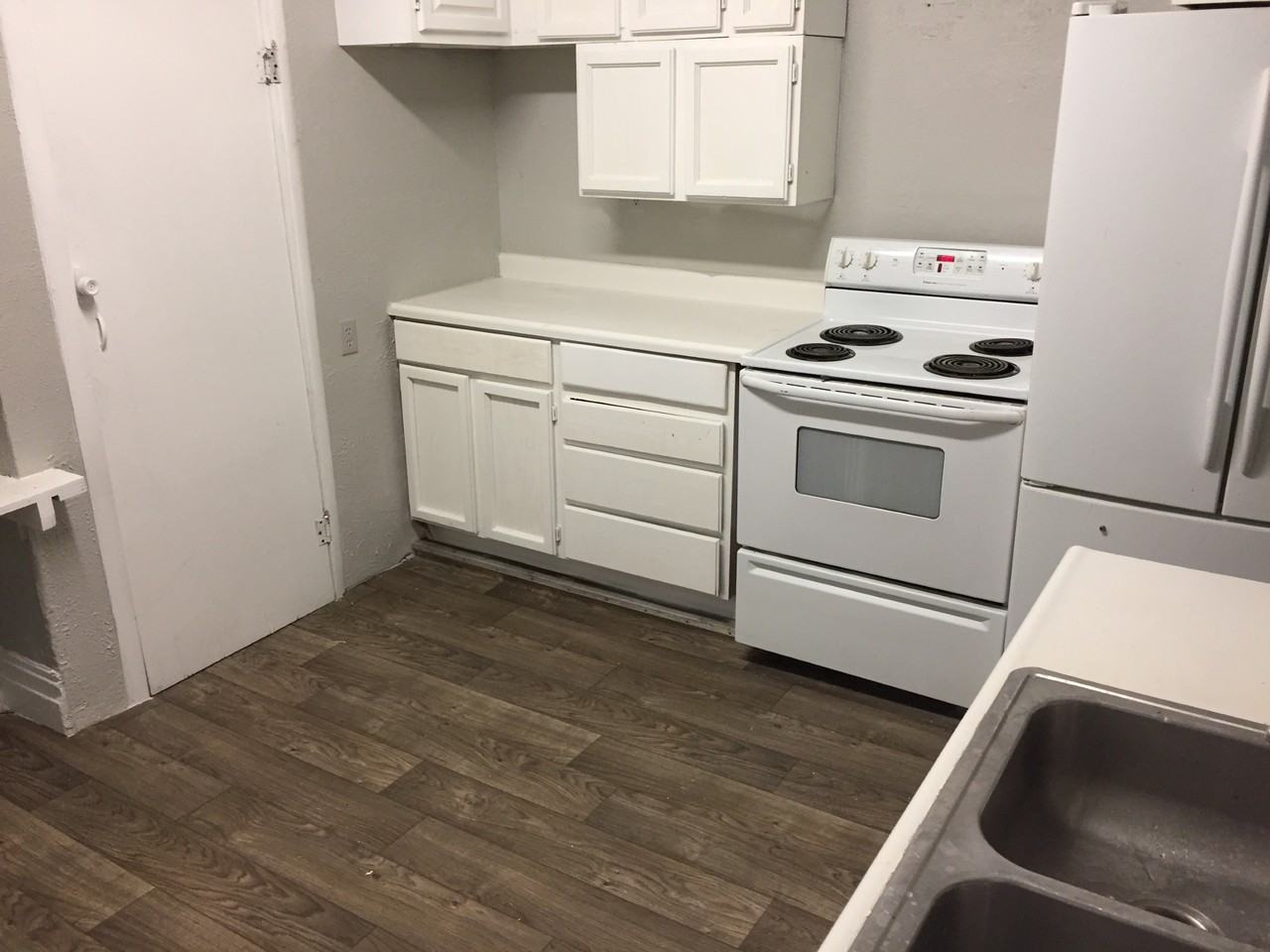 403 E 2700 S #1 - Photo 4 of 7