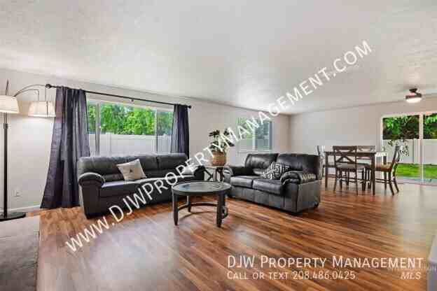 3408 Colorado Ave - Photo 3 of 14