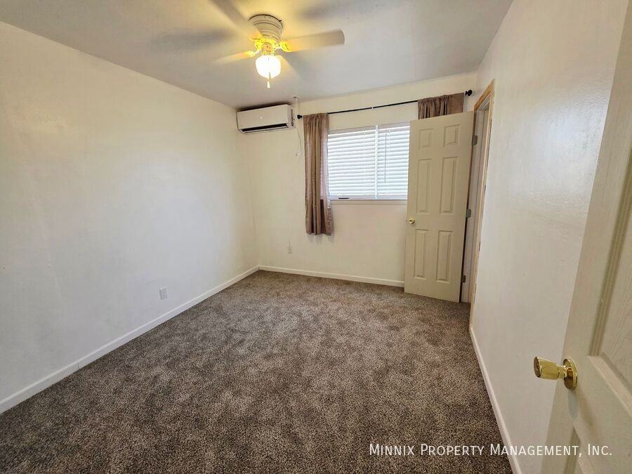 1504 S Jefferson St - Photo 6 of 11