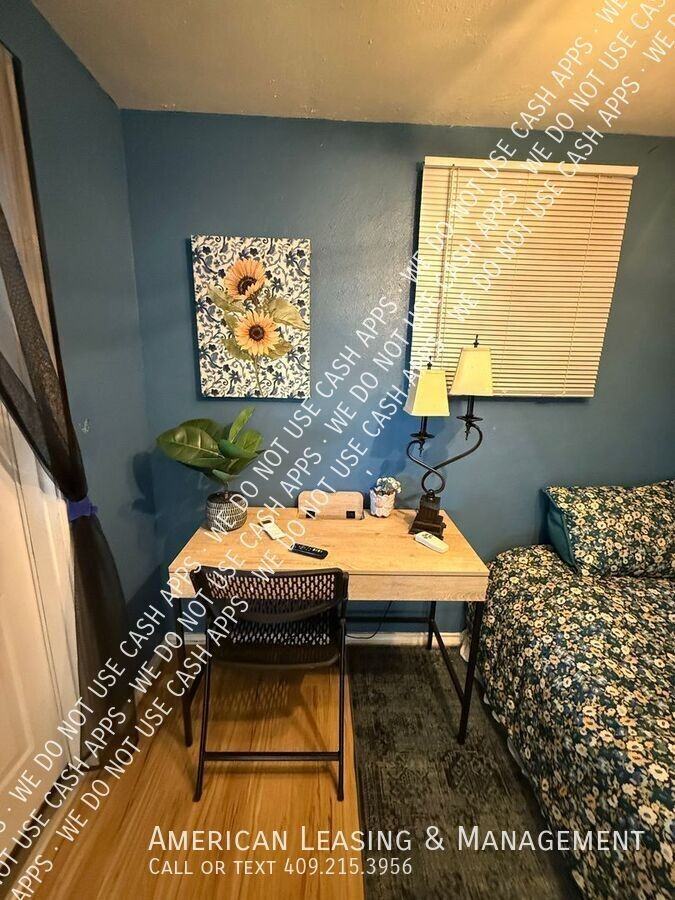 803 Markus Ave #B - Photo 6 of 19