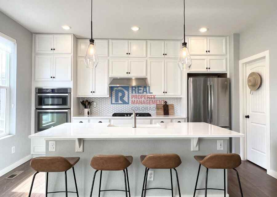 2056 Sicily Cir - Photo 4 of 20