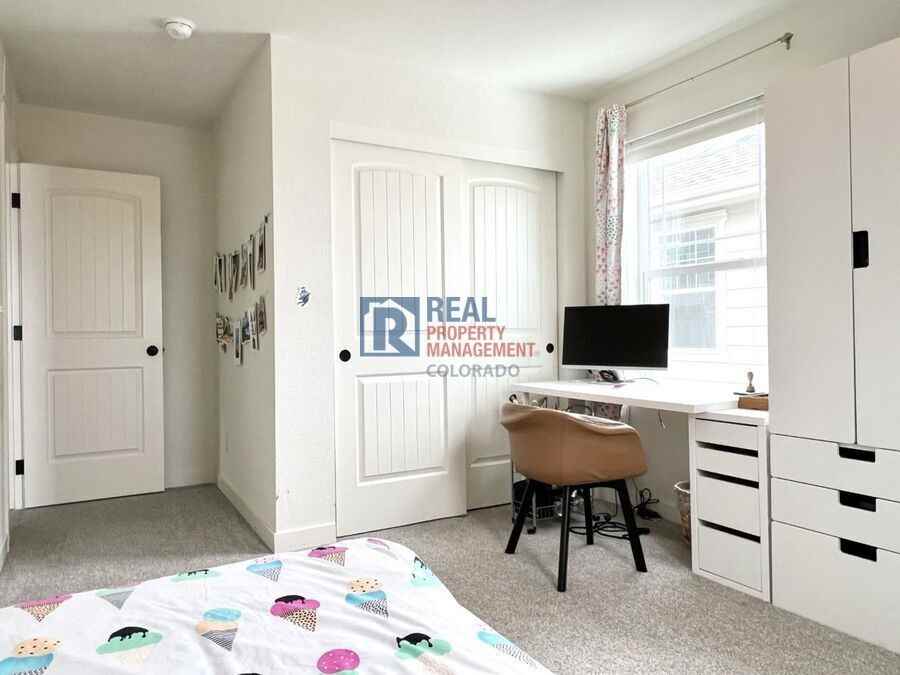 2056 Sicily Cir - Photo 7 of 20