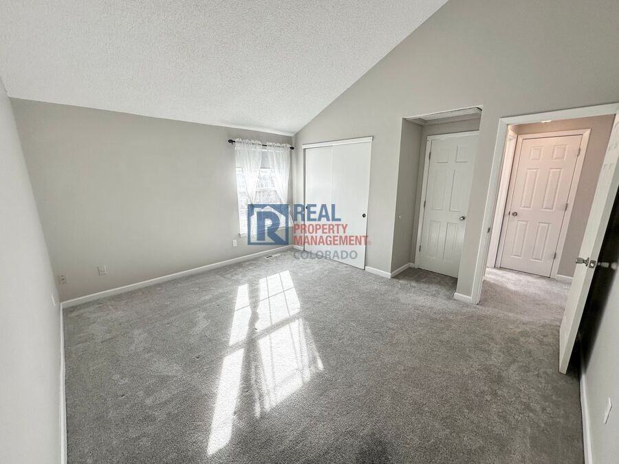 2022 S Helena St Apt B - Photo 3 of 13