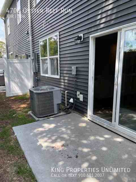 4708 Oyster Reef Run - Photo 3 of 28