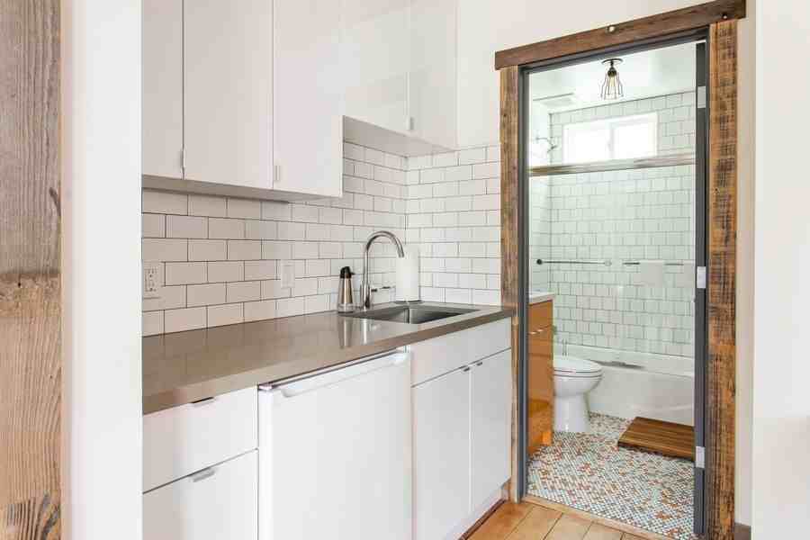 45 Mccoppin St #07 - Photo 3 of 11