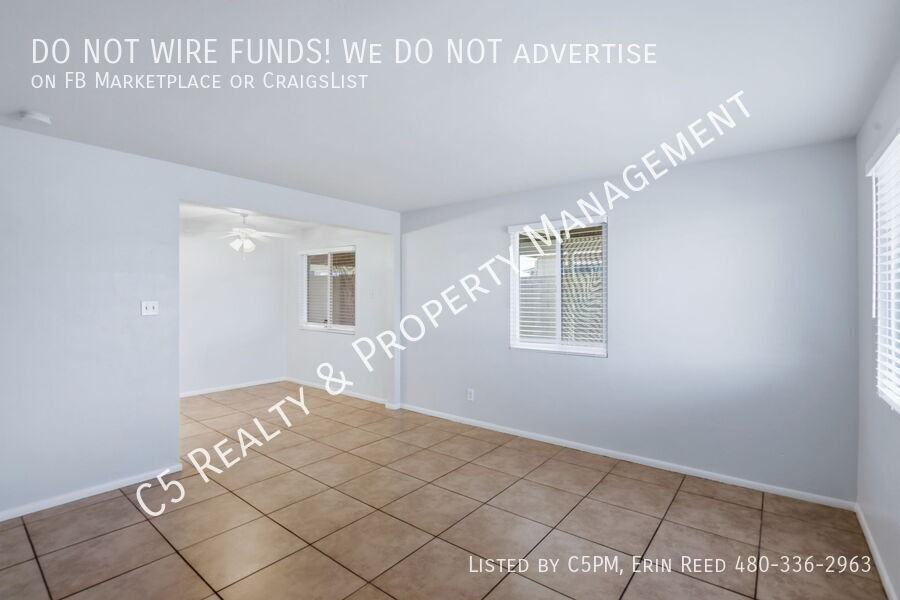 4403 S Fair Ln - Photo 5 of 20