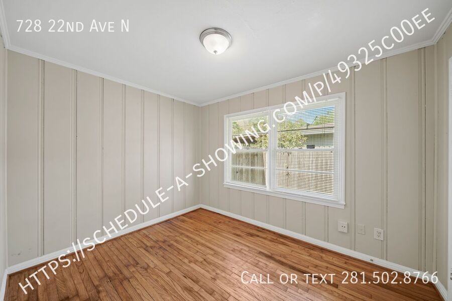 728 22nd Ave N - Photo 6 of 11