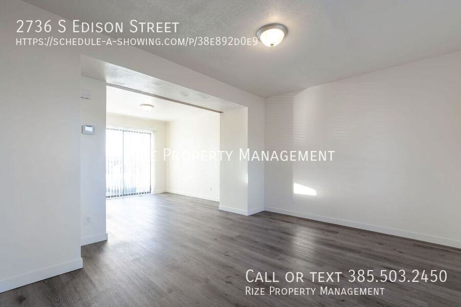 2736 S Edison St - Photo 6 of 17