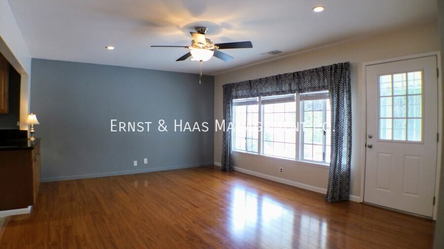 3138 Shadypark Dr - Photo 2 of 30