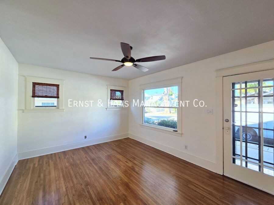 3624 E 8th St - Photo 2 of 19