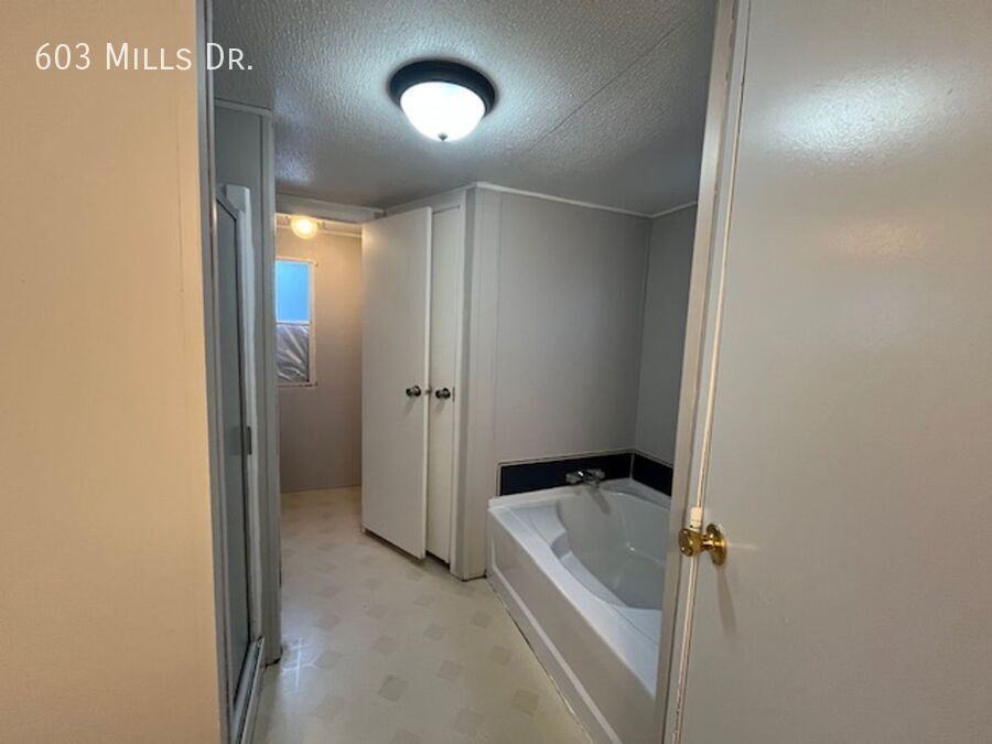 603 Mills Dr - Photo 7 of 13
