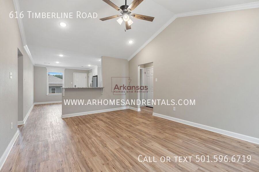 616 Timberline Rd - Photo 3 of 11