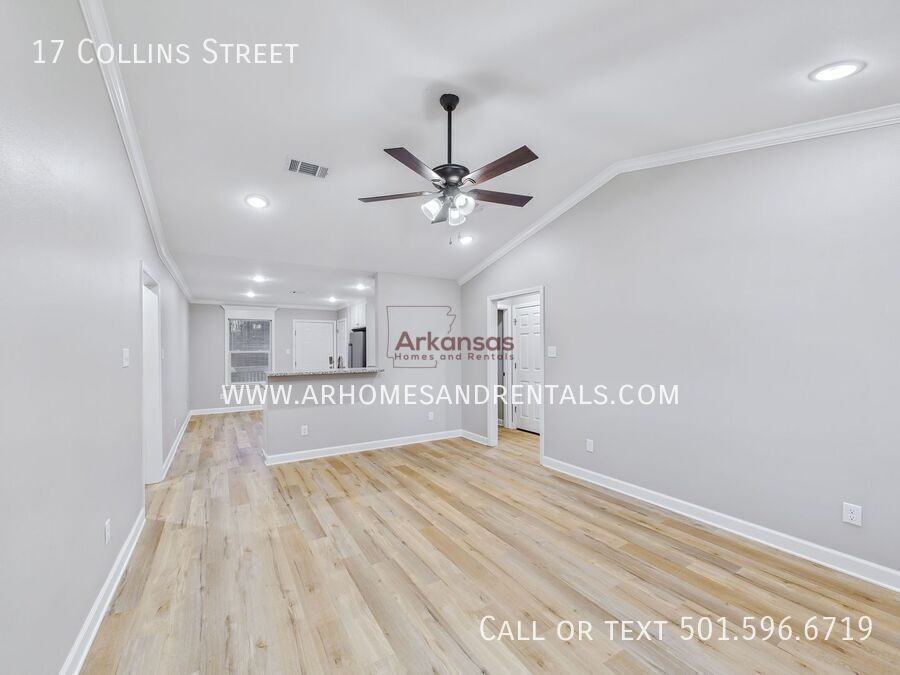 17 Collins Rd - Photo 2 of 12