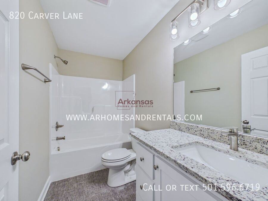 820 Carver Ln - Photo 6 of 12
