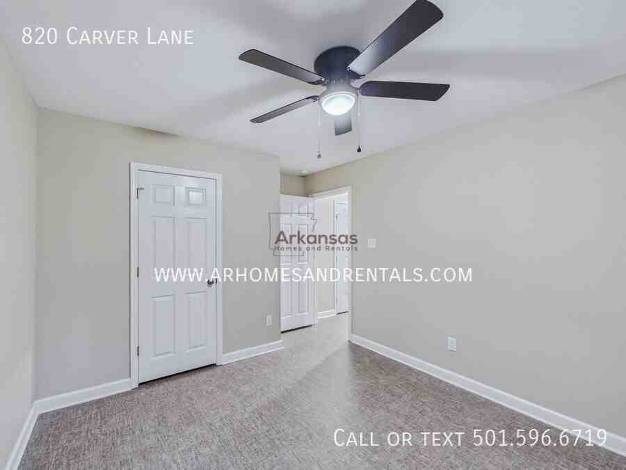 820 Carver Ln - Photo 7 of 12