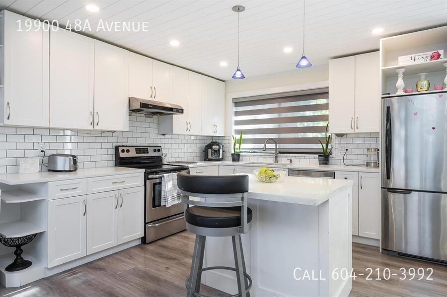 19900 48a Ave - Photo 2 of 21
