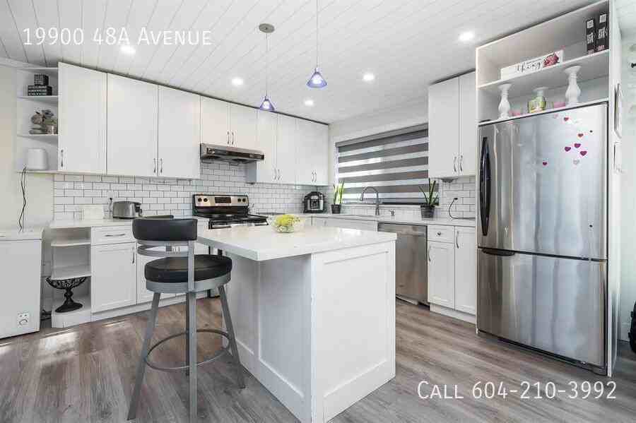 19900 48a Ave - Photo 3 of 21