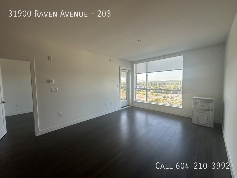 31900 Raven Ave #203 - Photo 5 of 11