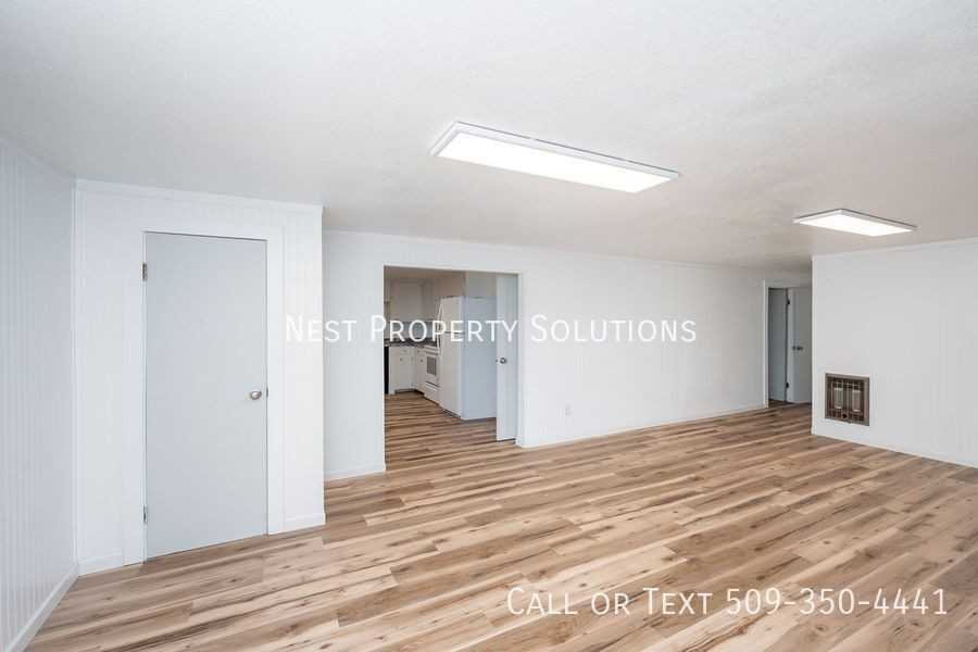 1221 S Baker St #B - Photo 5 of 20