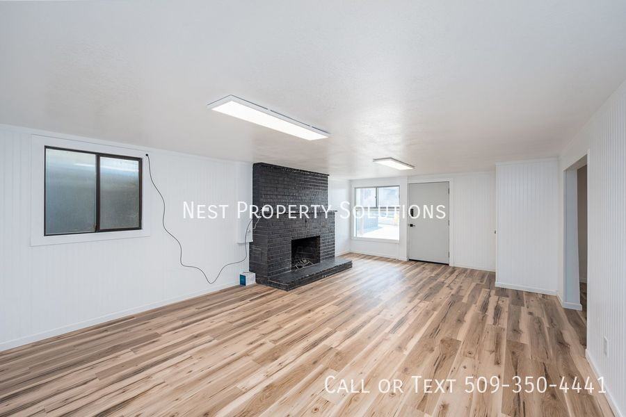 1221 S Baker St #B - Photo 6 of 20