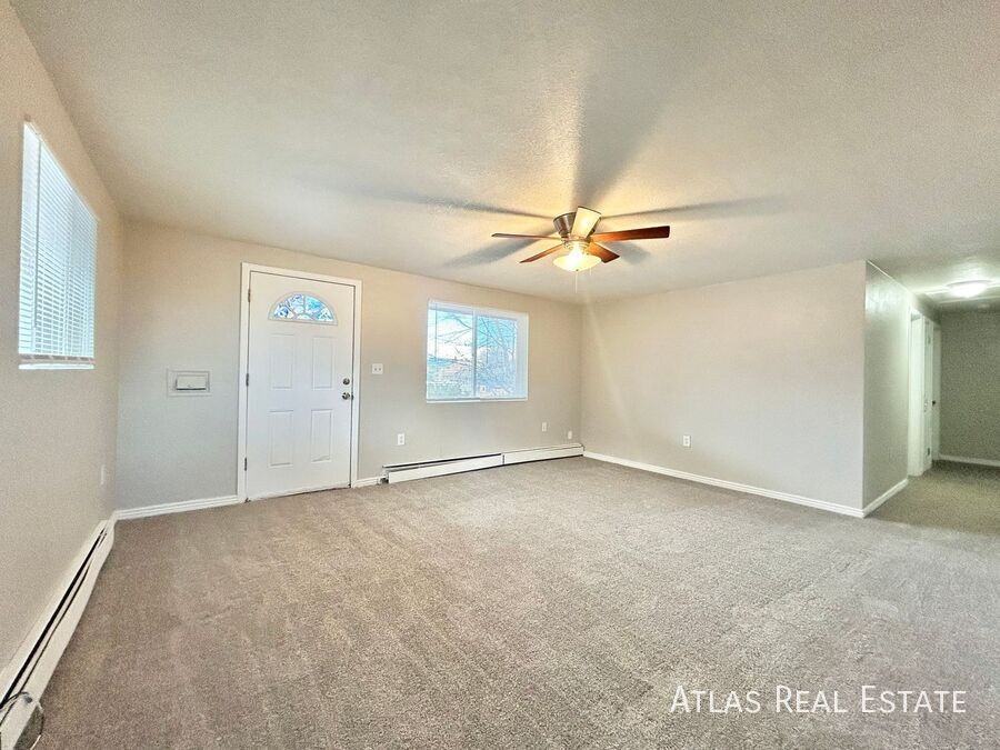 874 Linley Ct - Photo 2 of 17