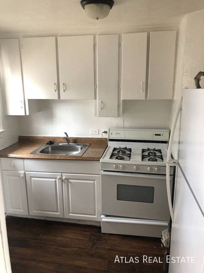 7387 Oneida Dr - Photo 2 of 9