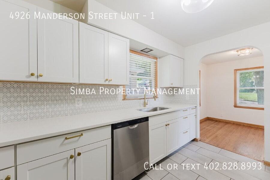 4926 Manderson St #1 - Photo 4 of 32