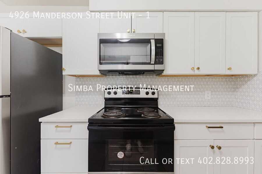 4926 Manderson St #1 - Photo 7 of 32