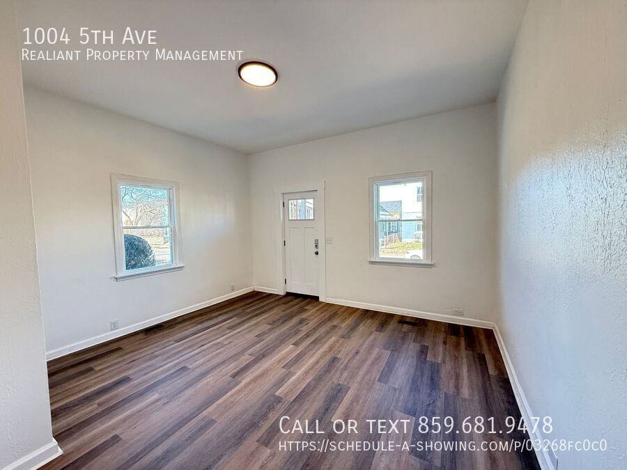 1004 5th Ave - Photo 4 of 11