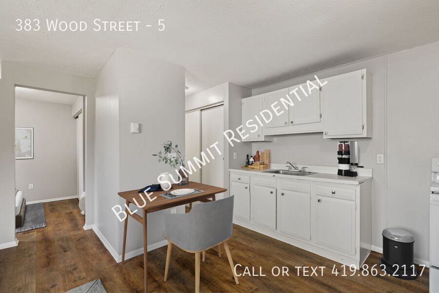 383 Wood St #5 - Photo 4 of 11