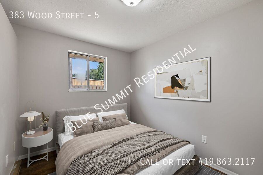 383 Wood St #5 - Photo 5 of 11