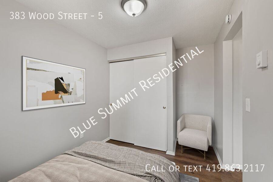 383 Wood St #5 - Photo 6 of 11