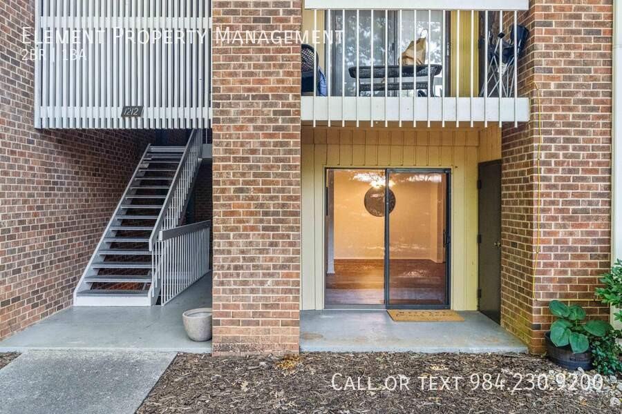 1212 Schaub Dr #C - Photo 5 of 23