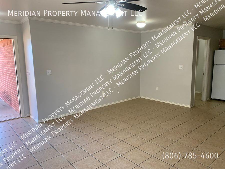 305 N Chicago Ave - Photo 5 of 27