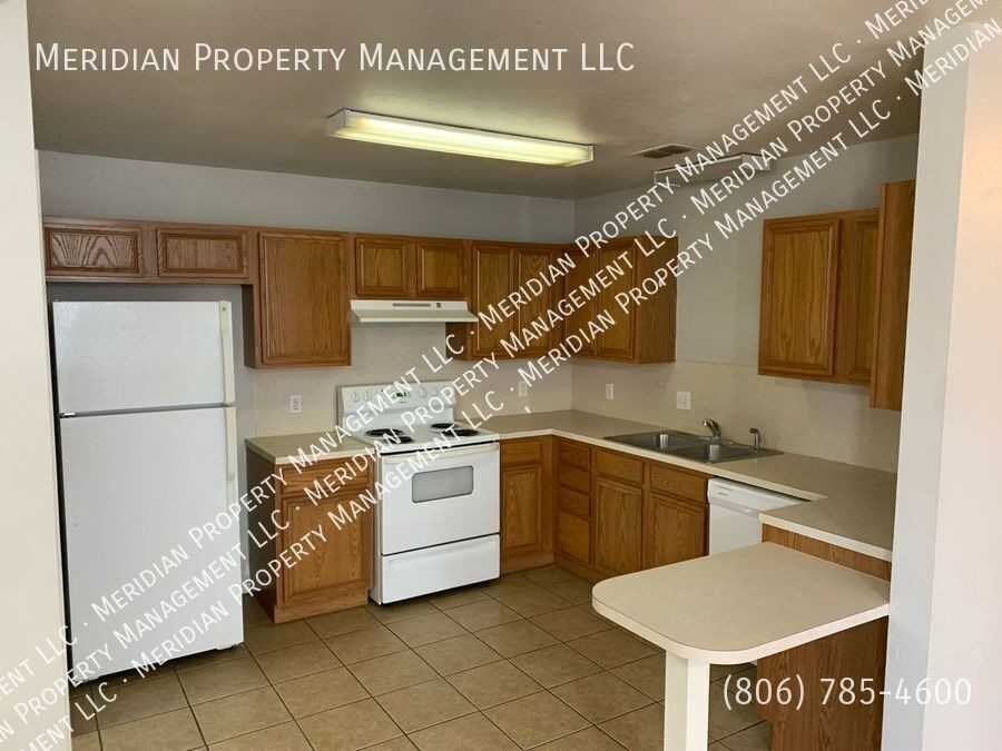 305 N Chicago Ave - Photo 7 of 27