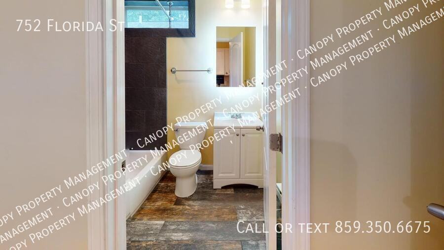 752 Florida St - Photo 6 of 8