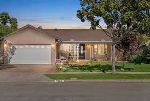 featured image of 1425 W Woodcrest Ave