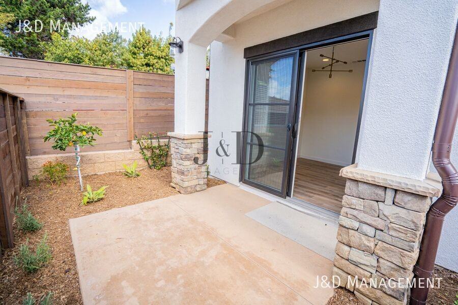 1371 N Vulcan Ave - Photo 7 of 43