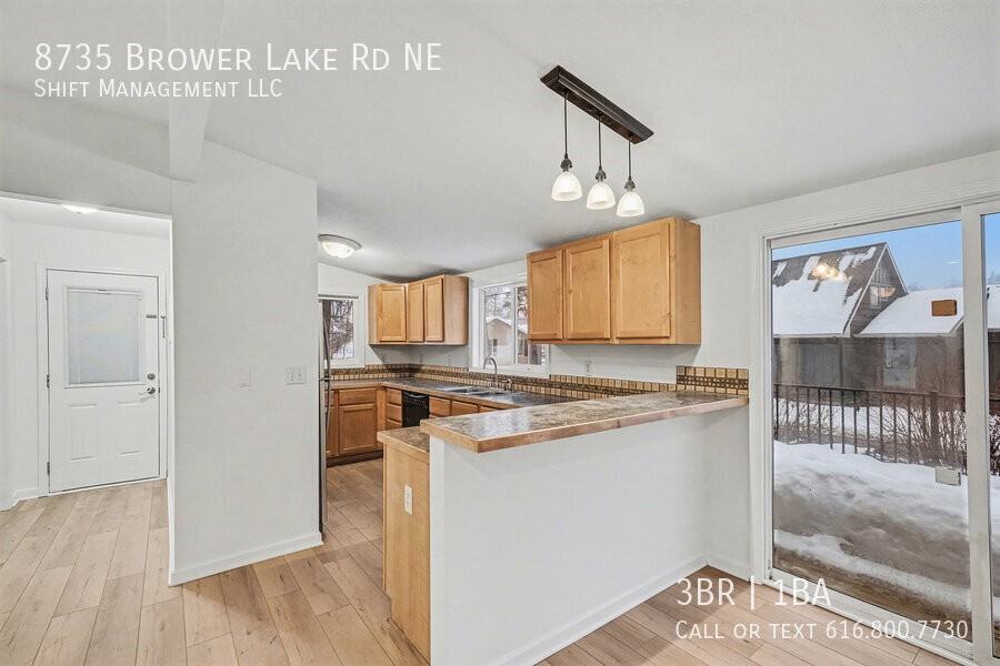 8735 Brower Lake Rd Ne - Photo 4 of 17