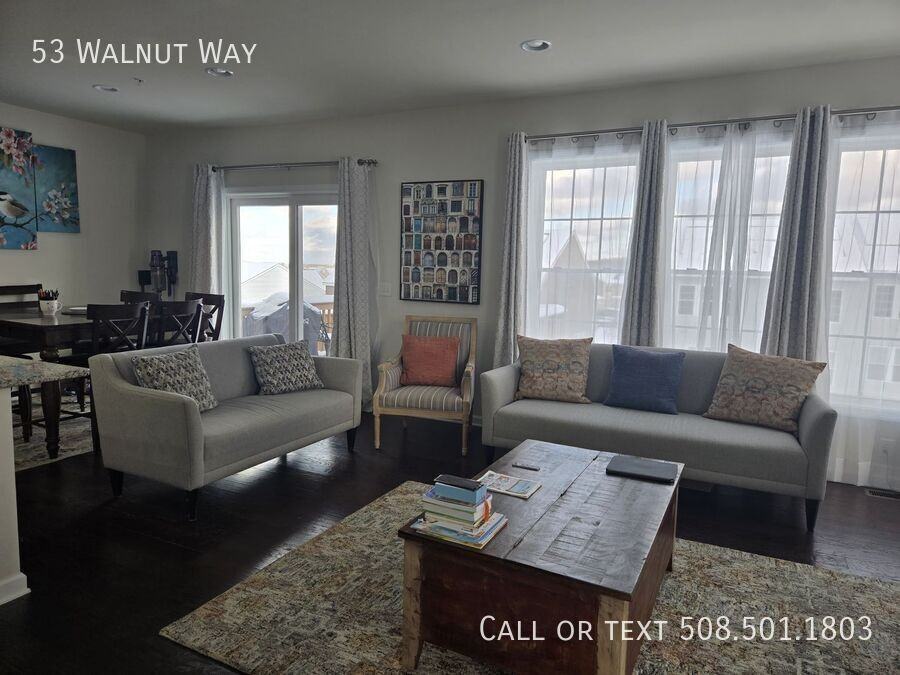 53 Walnut Way - Photo 3 of 31