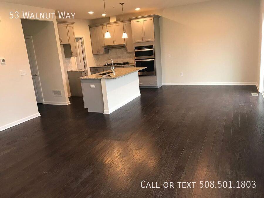 53 Walnut Way - Photo 6 of 31