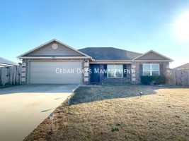 featured image of 2389 Wyandotte Ave