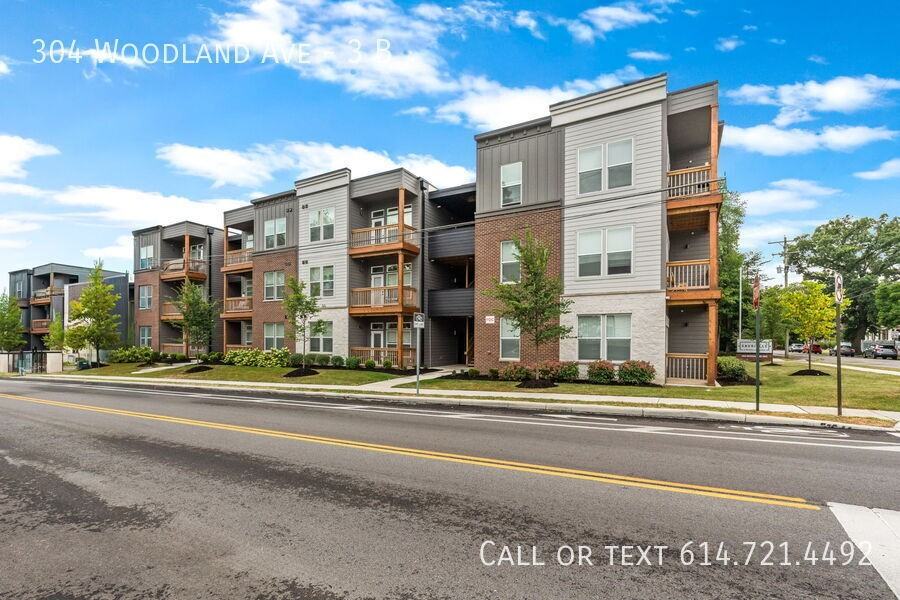 304 Woodland Ave #3B - Photo 3 of 38