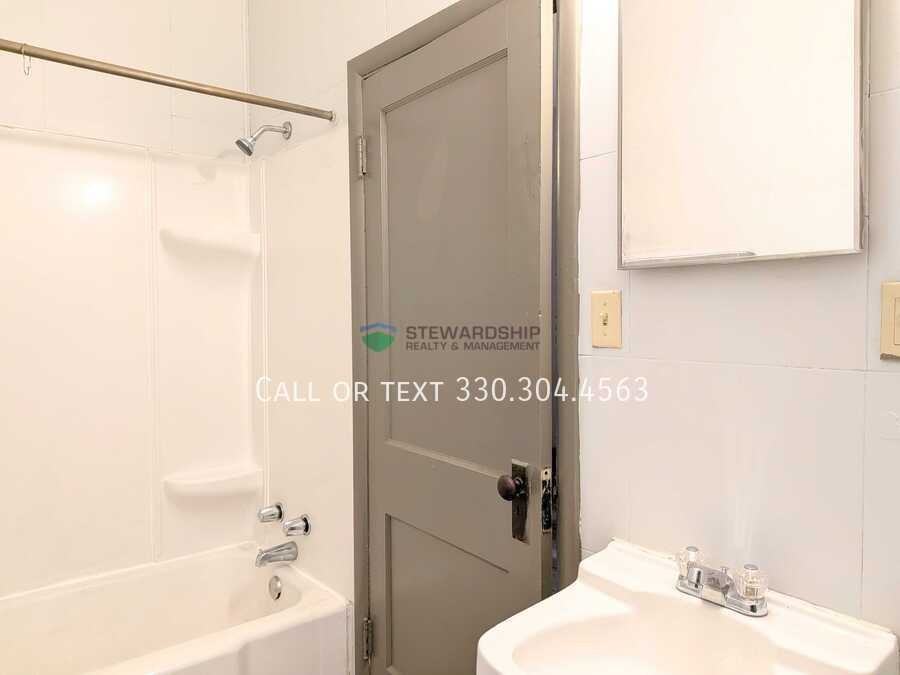 18 5th St Ne ##Ne - Photo 6 of 10