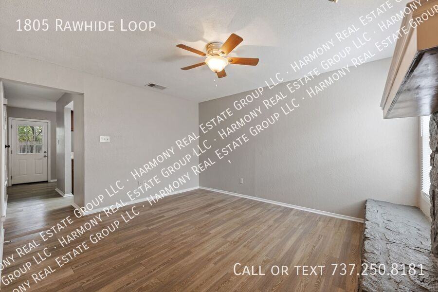 1805 Rawhide Loop - Photo 7 of 31