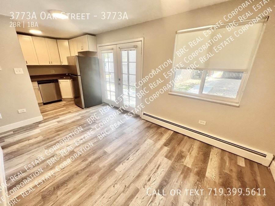 3773A Oak St #3773A - Photo 7 of 18