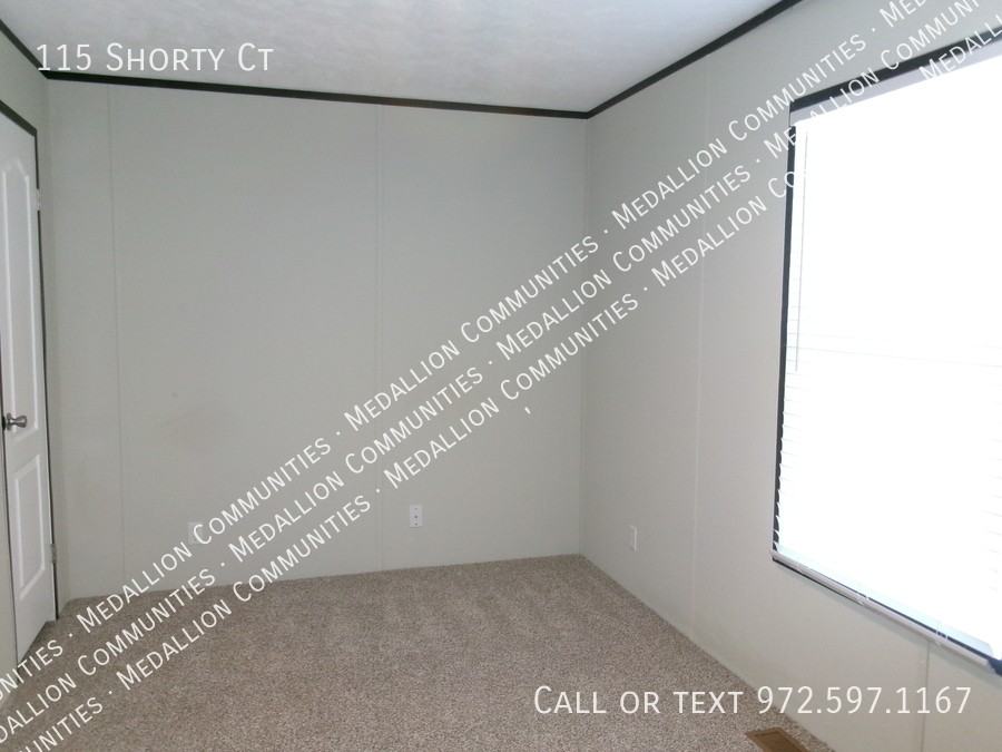 115 Shorty Ct - Photo 7 of 12